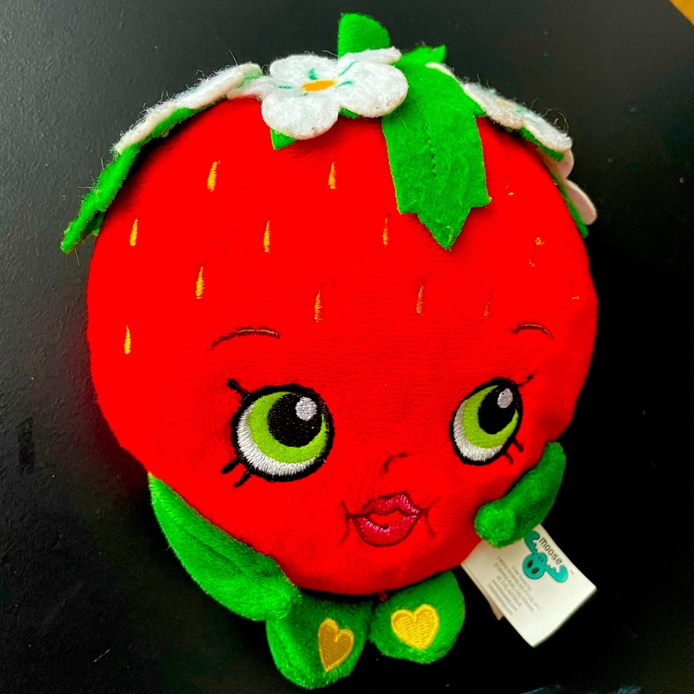 Shopkins strawberry